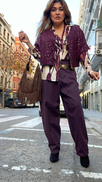Pantalón berenjena modelo baggie