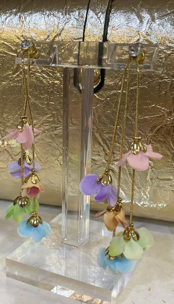 Pendientes largo de acero con flores