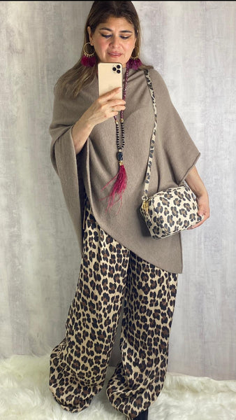 Bolso de piel en ante en animal print