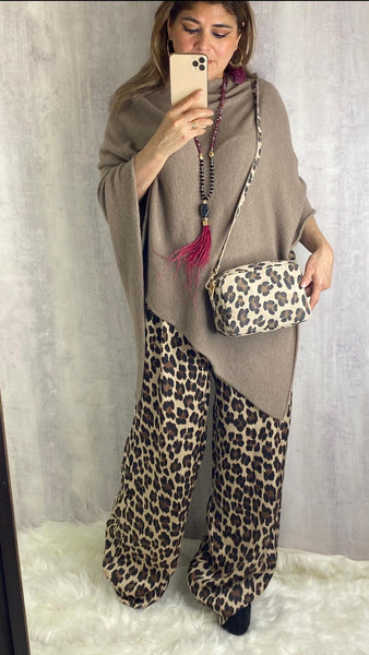 Bolso de piel en ante en animal print