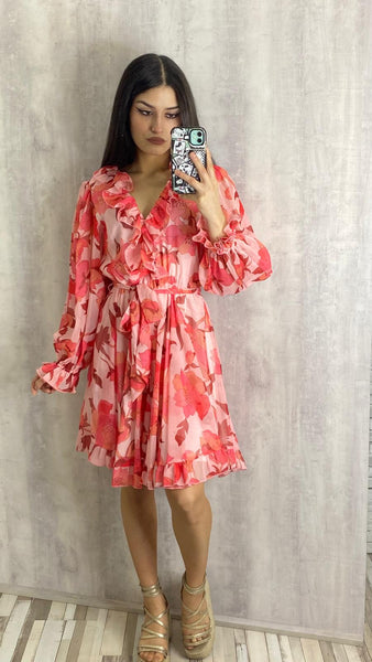 Vestido estampado en tonos corales