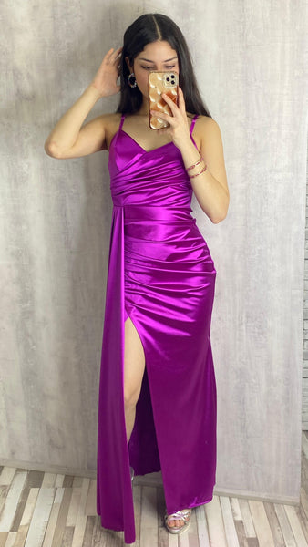 Vestido Sandra satinado en color buganvilla