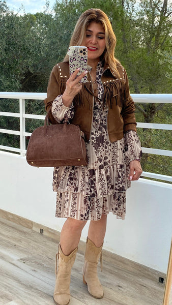 Chaqueta marrón de antelina con flecos