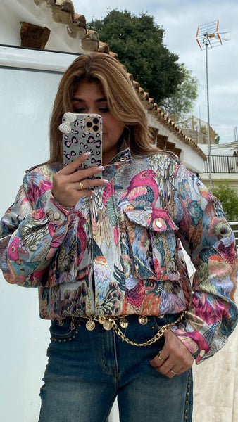 Chaqueta bomber estampada