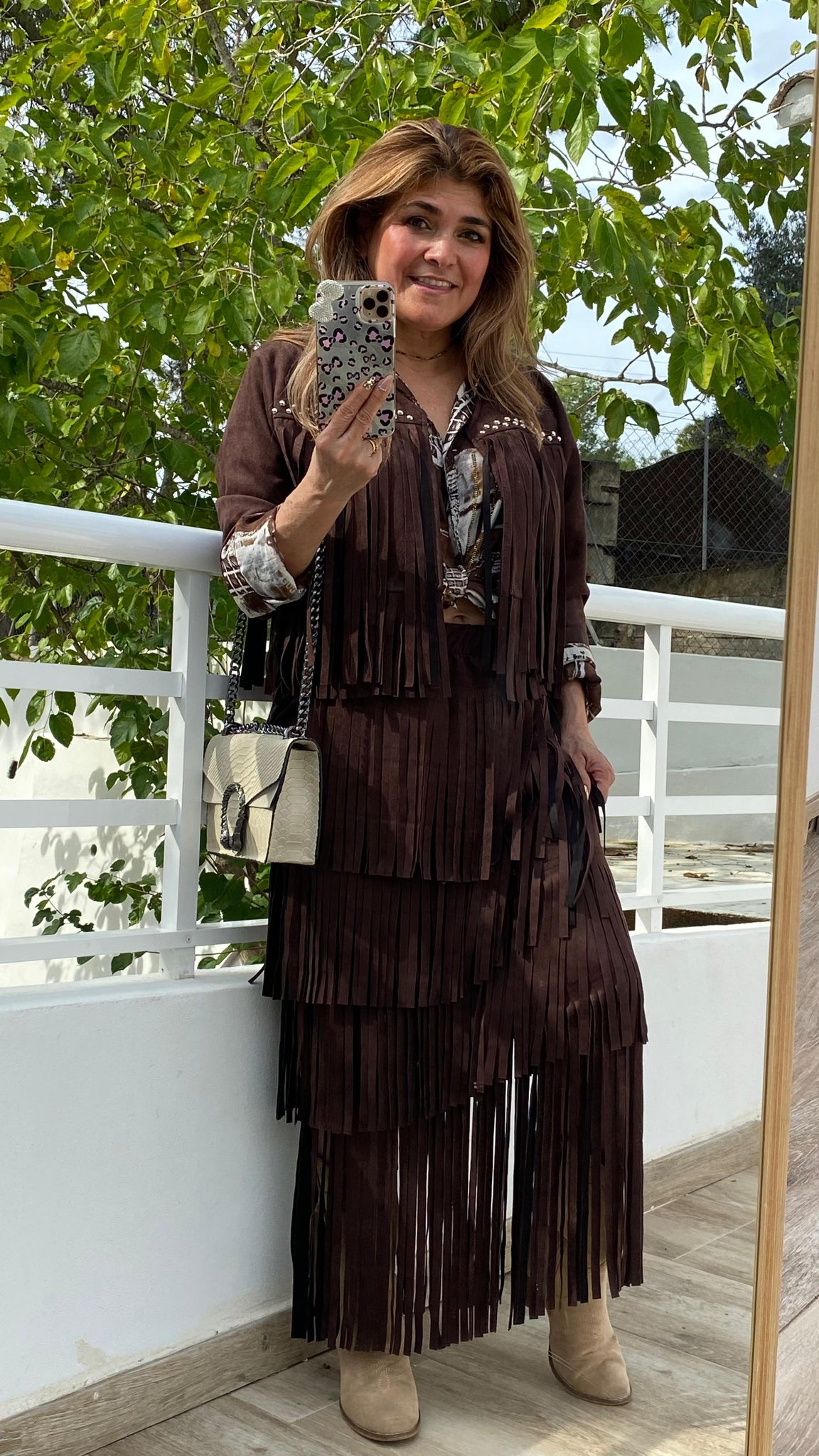 Falda marrón chocolate de antelina con flecos