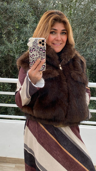 Chaleco de pelo sintético marrón chocolate