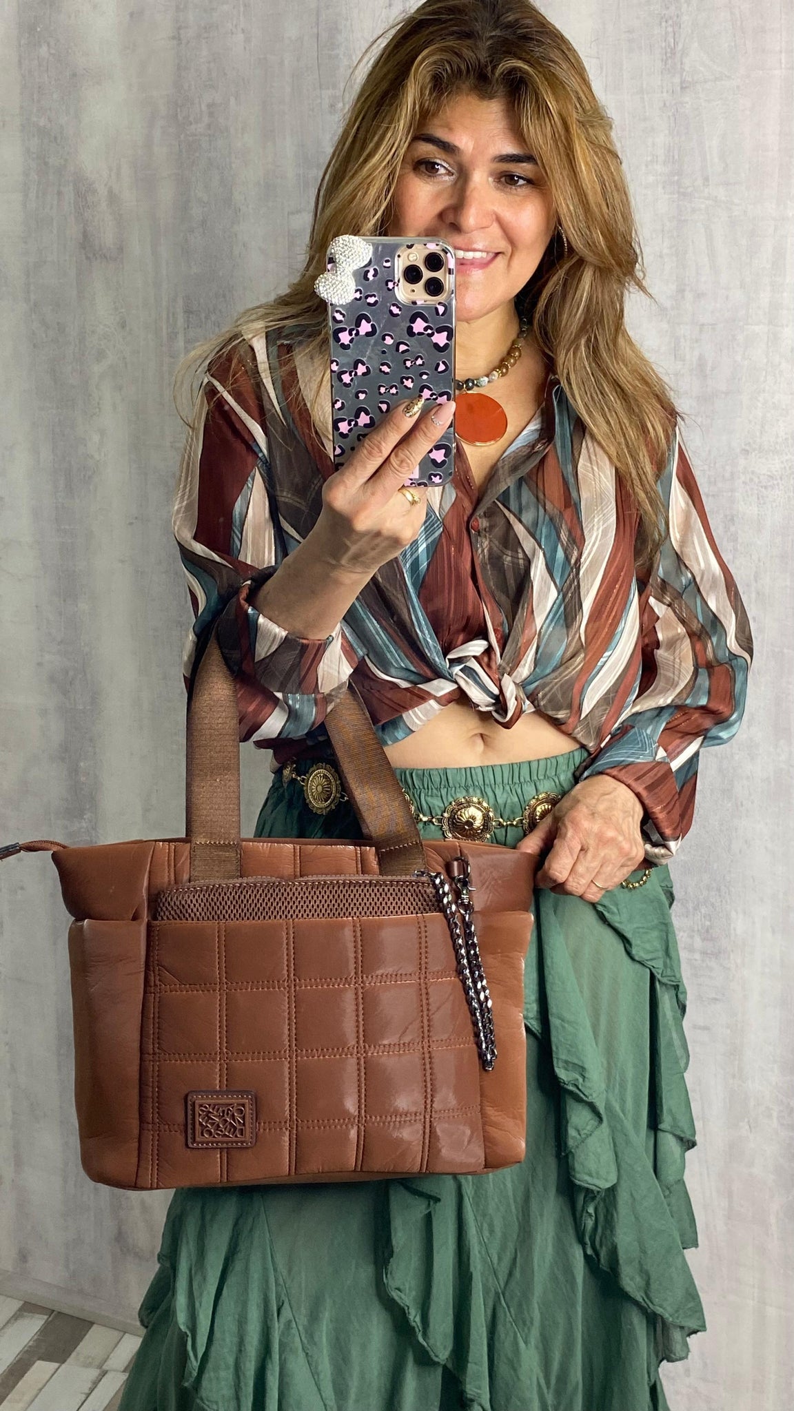 Bolso camel acolchado