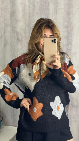 Jersey estampado flores fondo negro