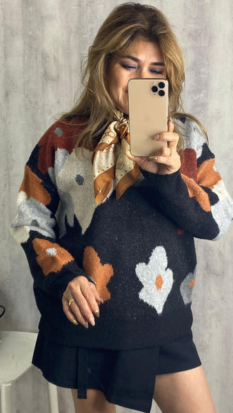 Jersey estampado flores fondo negro