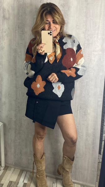 Jersey estampado flores fondo negro