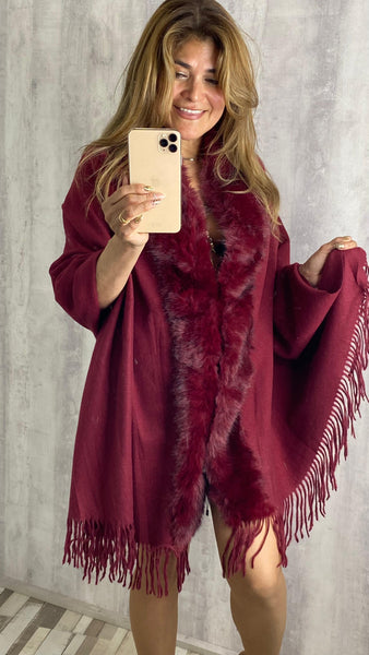 Bufanda granate con pelo sintético y flecos