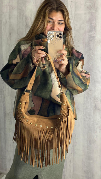 Bolso con flecos de antelina en camel