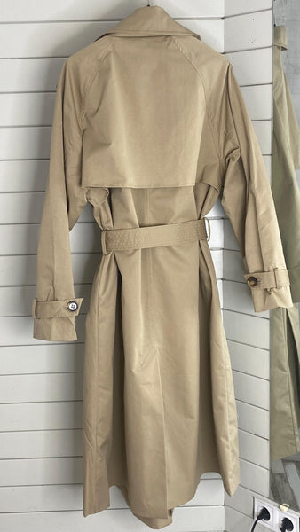 Gabardina larga beige