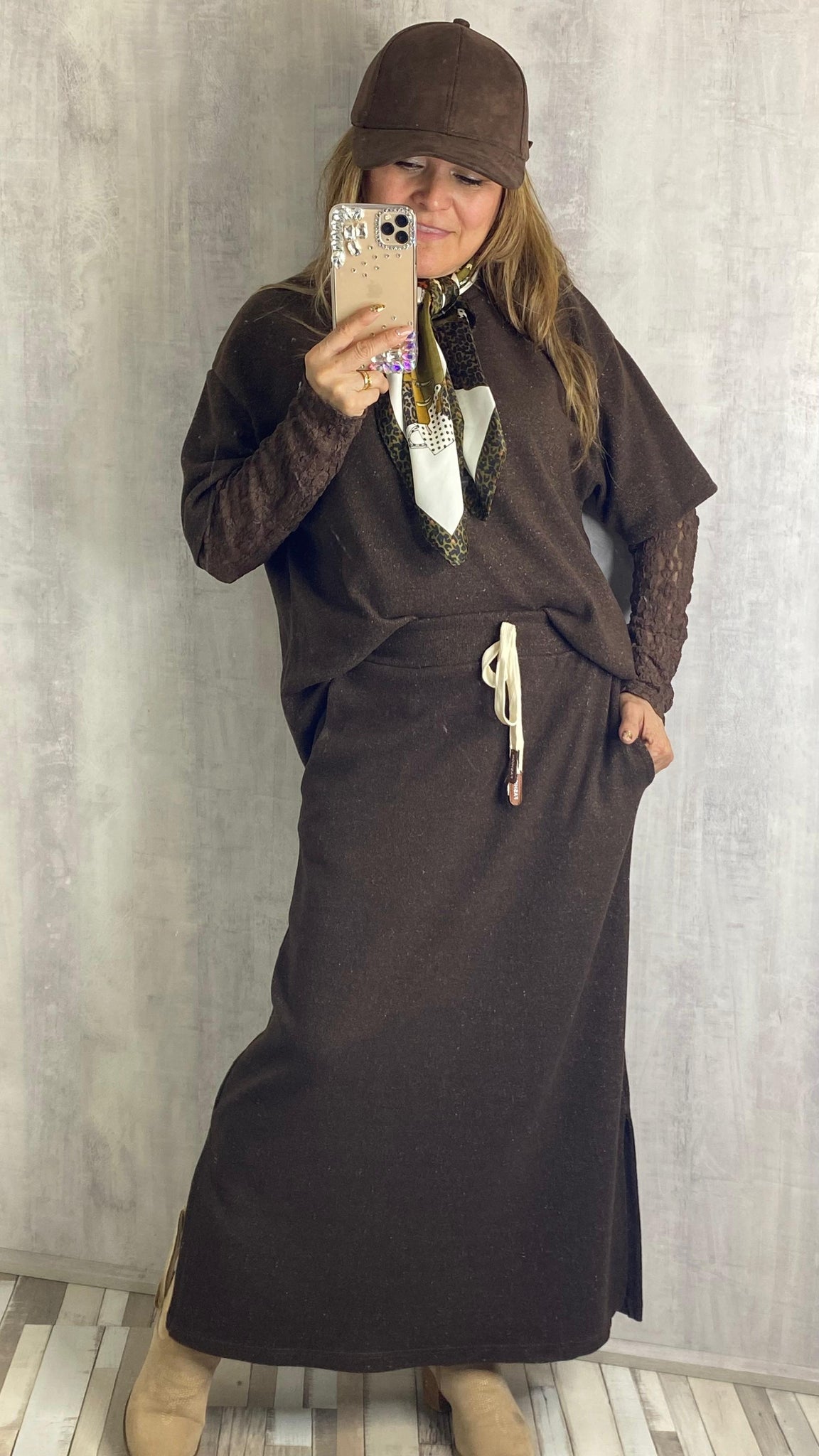 Conjunto de punto en marrón chocolate