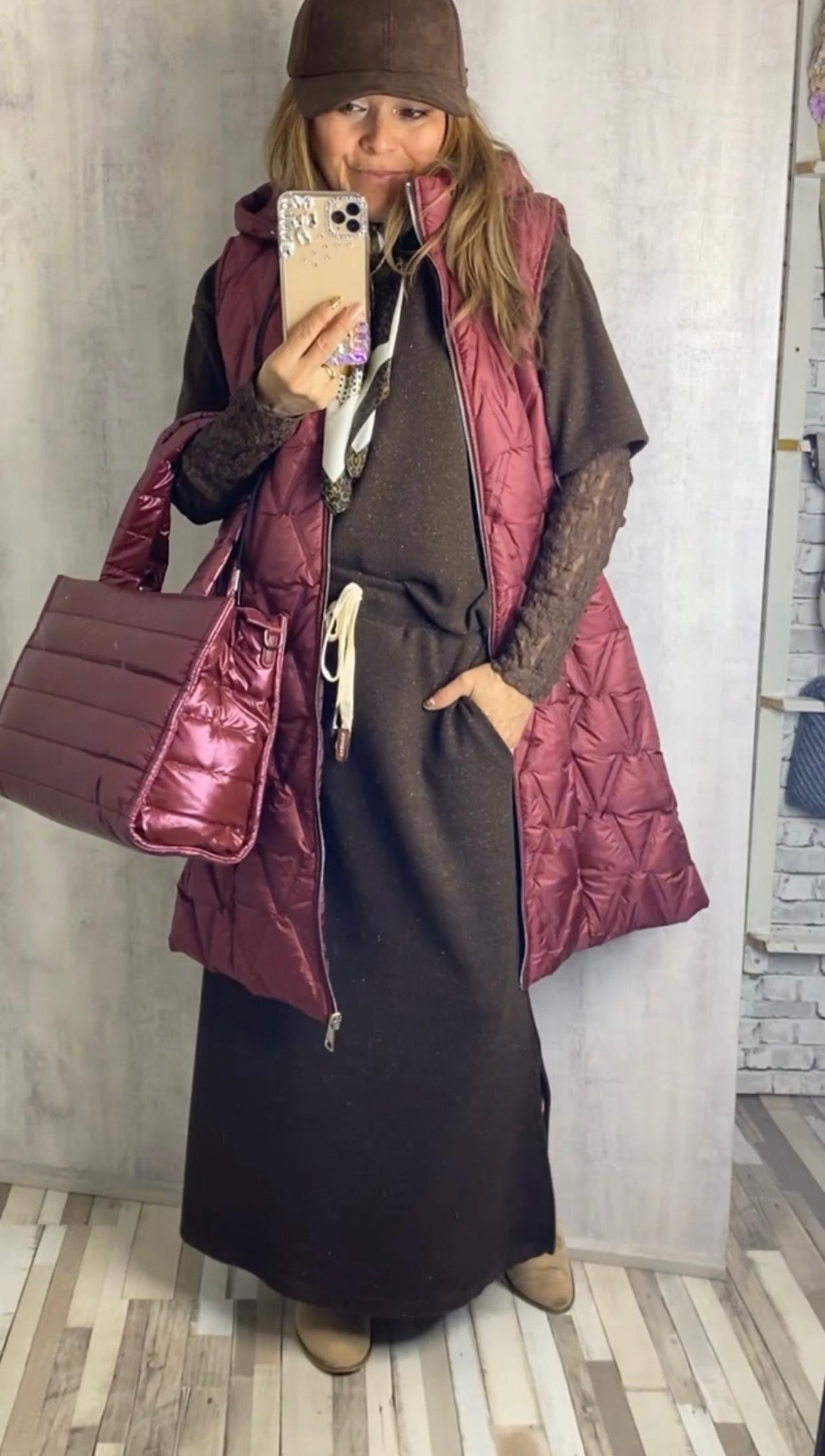 Chaleco largo granate acolchado