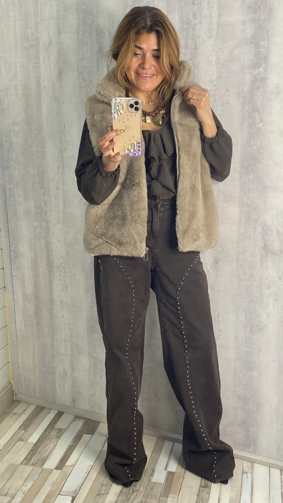 Chaleco de pelo color topo