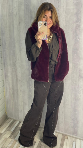 Chaleco granate de pelo sintético