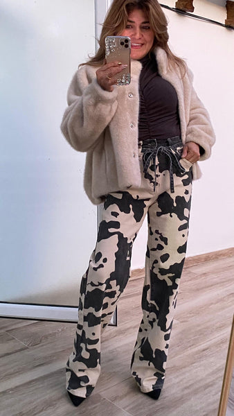 Vaquero recto beige y marrón oscuro