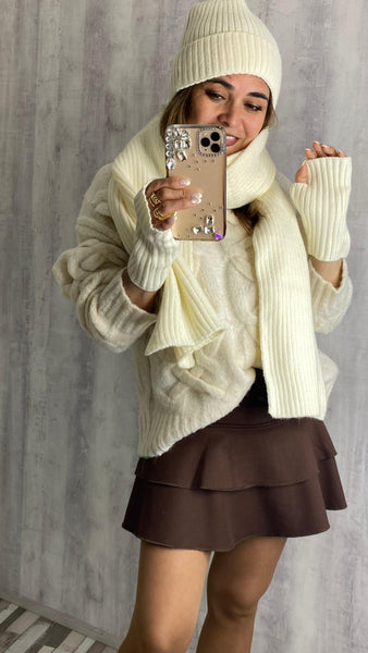 Conjunto de lana blanco roto