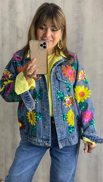 Chaqueta vaquera bordada con lentejuelas