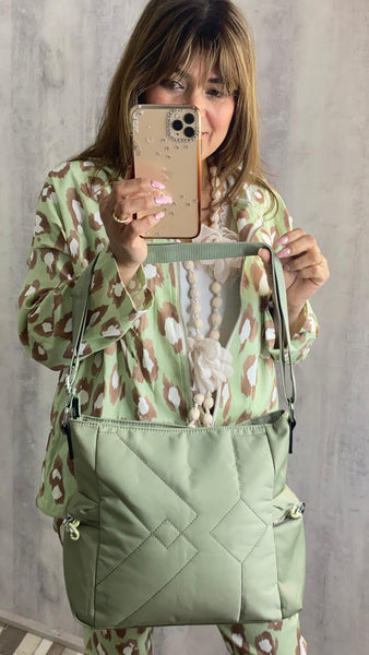 Bolso bandolera de nailon verde claro