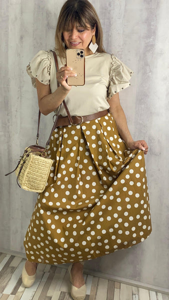 Falda camel plisada a topos