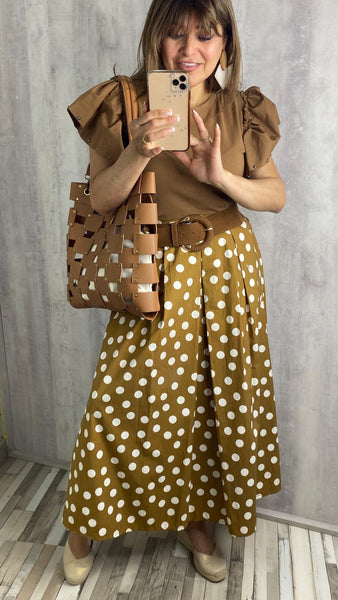 Falda camel plisada a topos