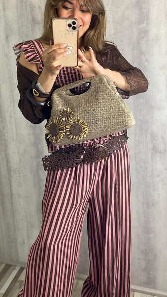 Bolso de rafia beige oscuro con detalles de flores