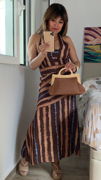 Vestido asimétrico estampado en tonos marrones y azul
