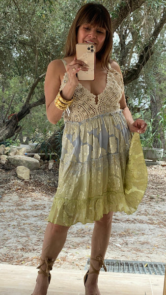 Vestido verano en croché combinado con tela degradada con dorado