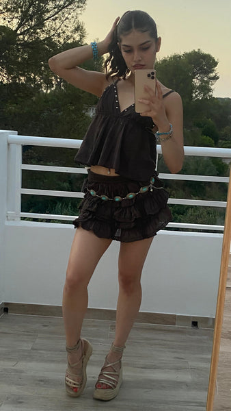 Falda pantalón de algodón marrón chocolate con volantes