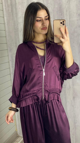 Conjunto satinado color berenjena 2 piezas de bomber y pantalón